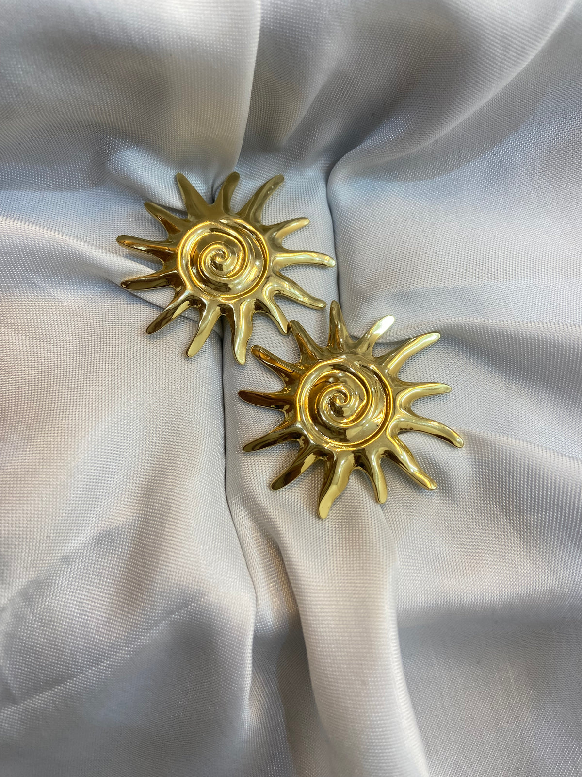 Sun Stud Earing