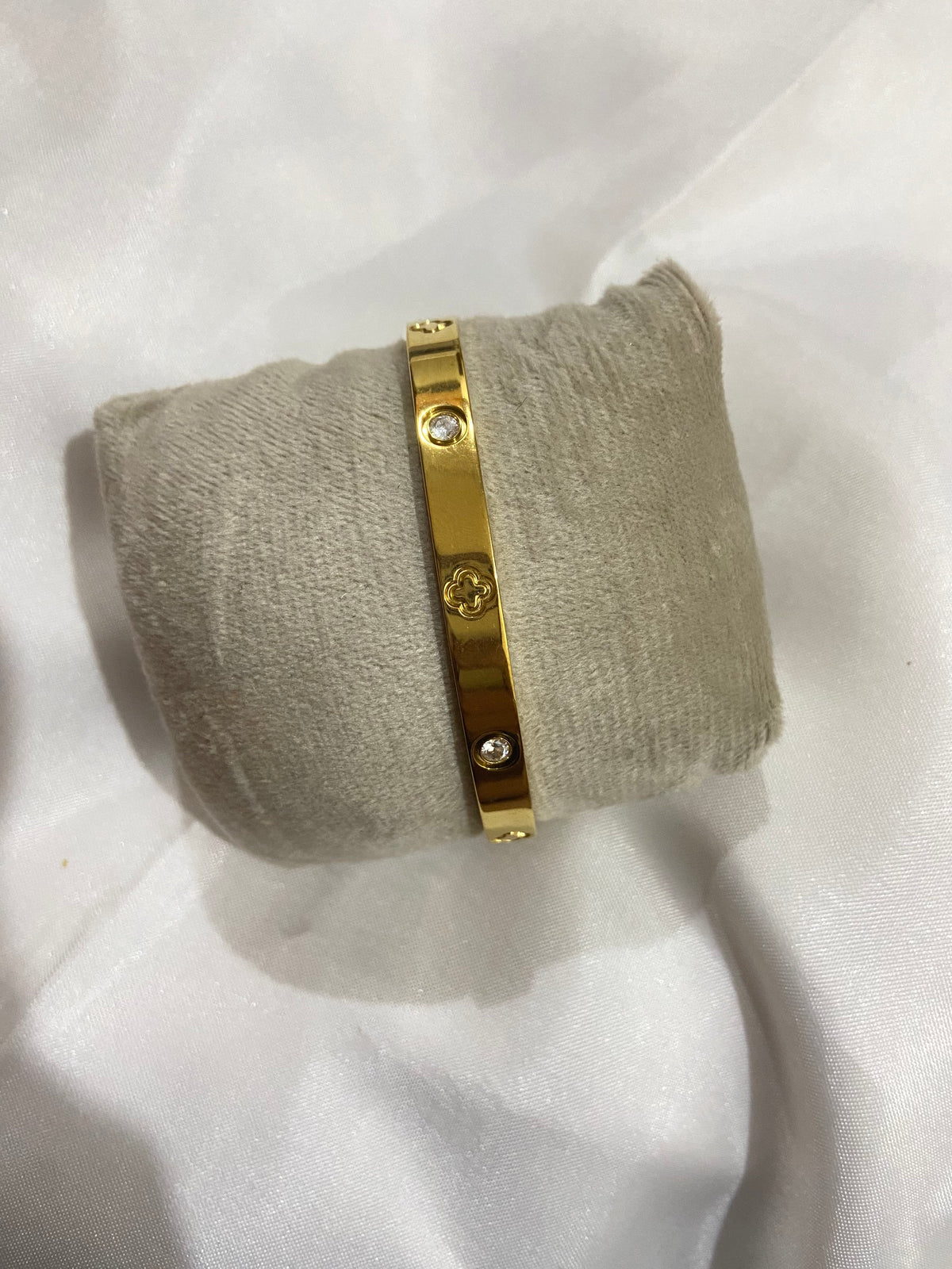 Clover & Crystal Bangle