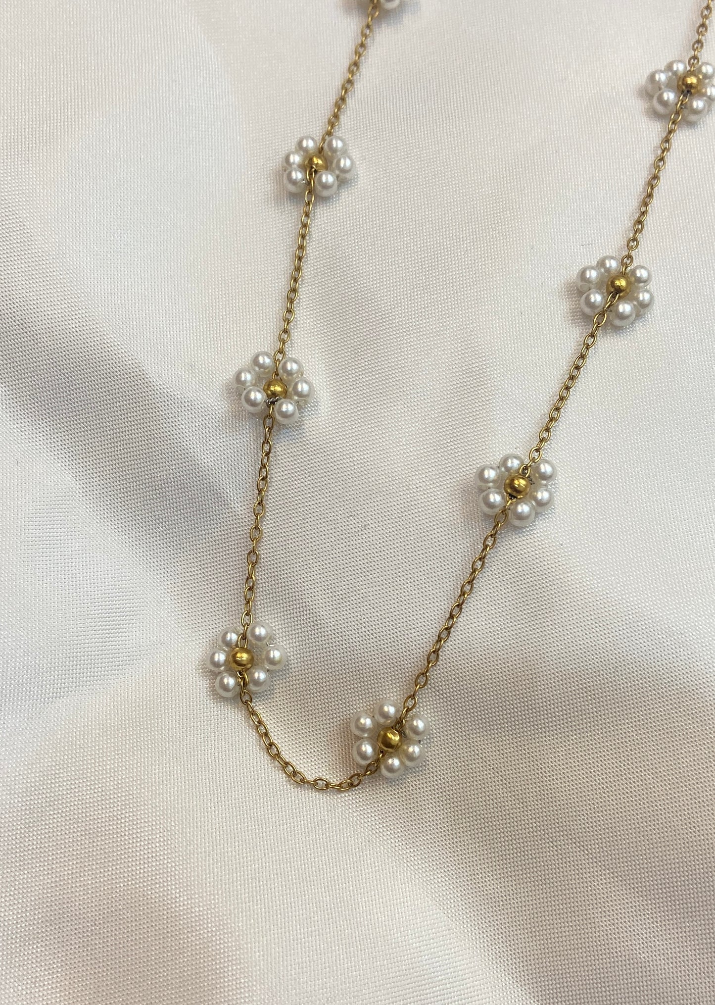 Pearl Daisy Chain Necklace
