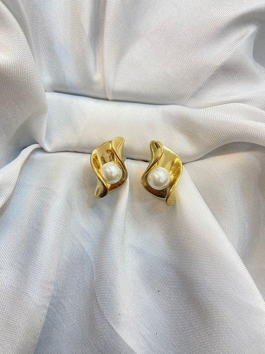 Twisted Earing