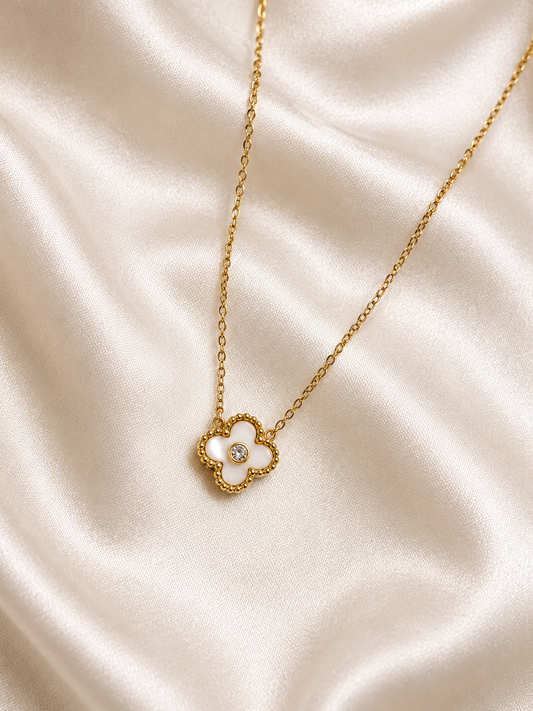 Mother of Pearl Clover Crystal Pendant Necklace
