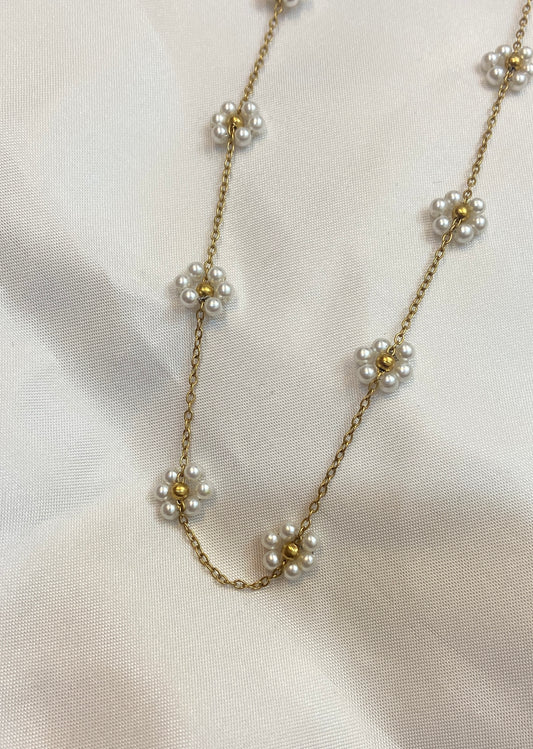 Pearl Daisy Chain Necklace